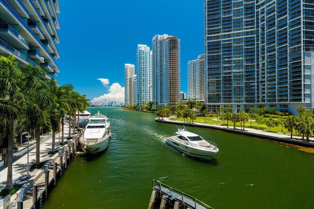 South Florida Apartment Buildings With Boat Docks